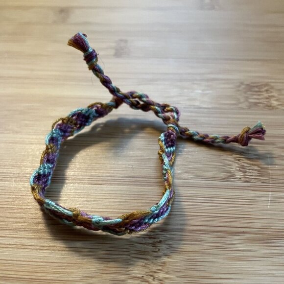 Ellen Bracelet, anklet, trendy, comfortable, tie, embroidery thread, woven, gift - Picture 1 of 3